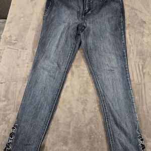 Christopher & Banks Size 8 Tapered Leg Jeans with Laced Ankles (004)